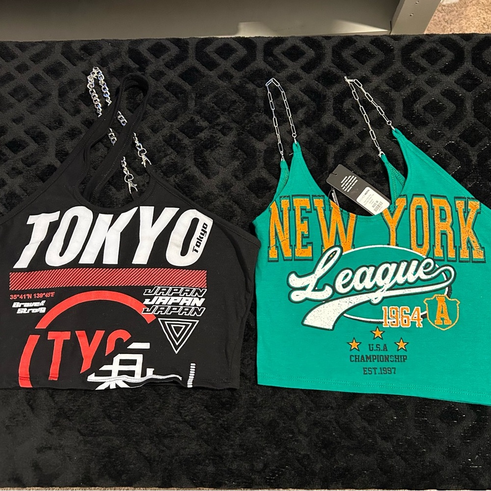 Fashion Nova Bundle of Two Cropped Open Shoulder Chain T-shirts Size M NWT